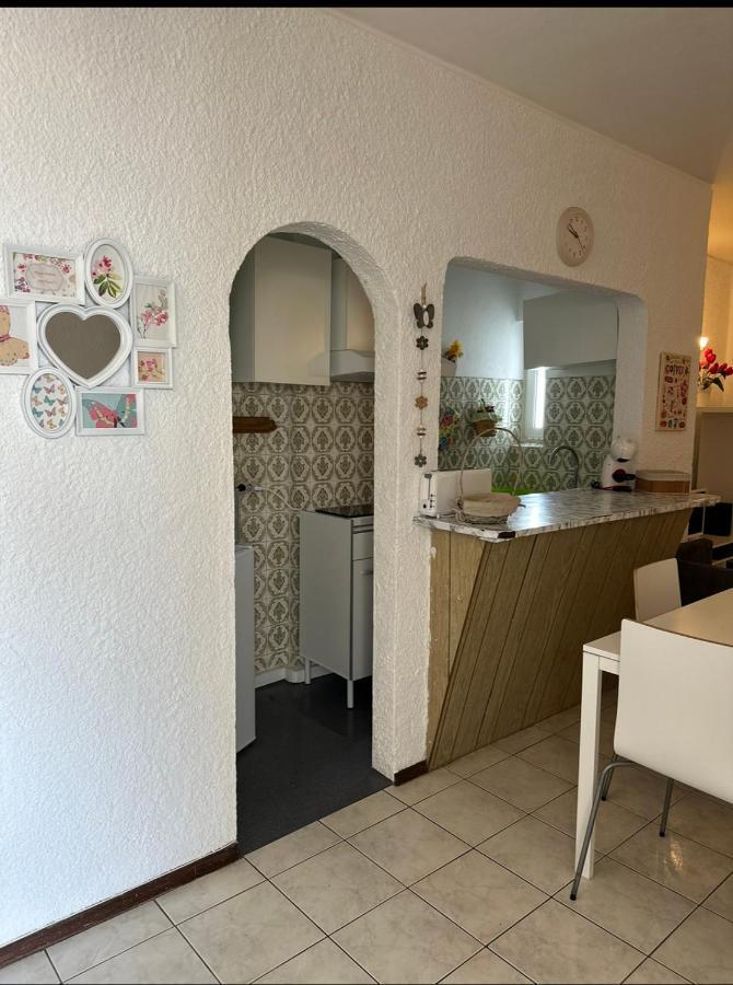 Quarteira Home Beach Ferias Tranquilas A 1Km Da Praia Totalmente Renovado Kültér fotó