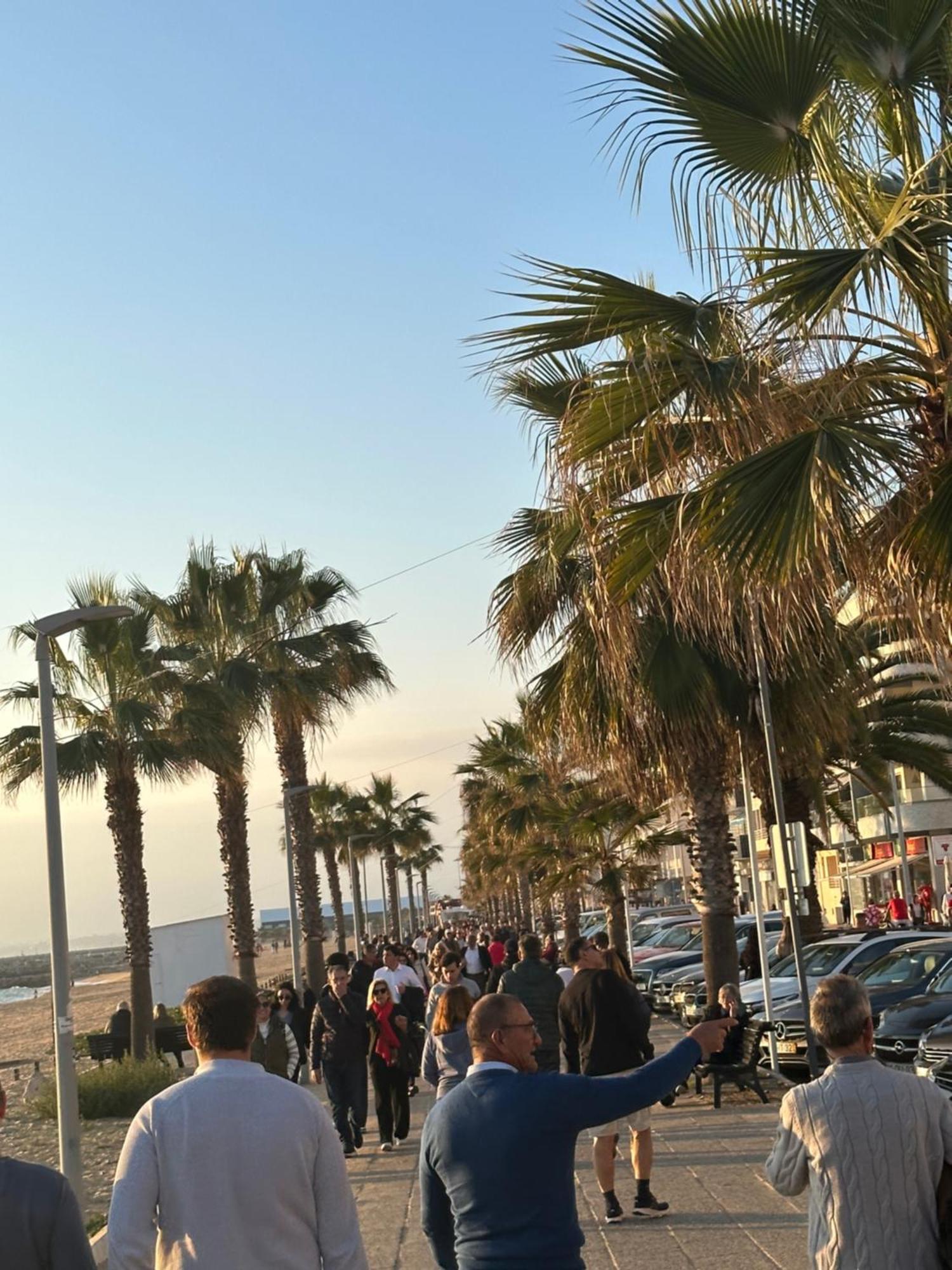 Quarteira Home Beach Ferias Tranquilas A 1Km Da Praia Totalmente Renovado Kültér fotó